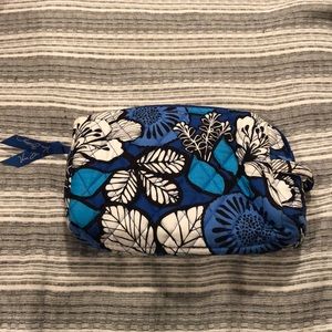 Vera Bradley medium cosmetic